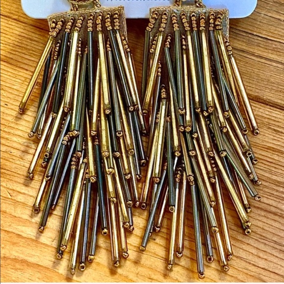 🌺🎉HP🎉🌺 NWT Deepa Beaded Gold Statement Earrings - Picture 9 of 16